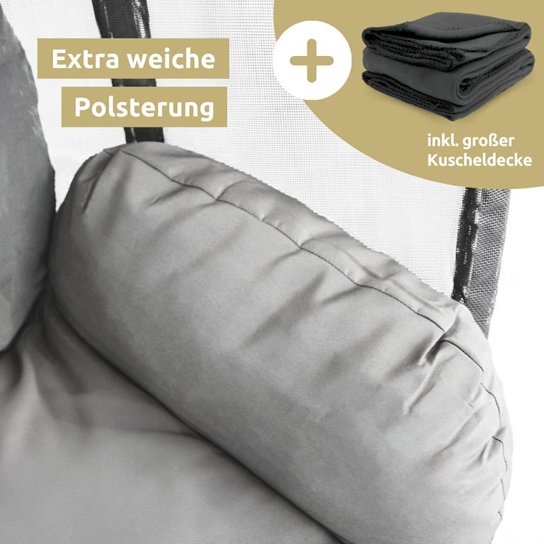 Bequeme Polster und Decke beim Hängesessel