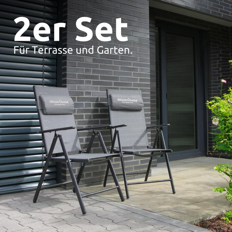 Gartenstühle Set auf Terrasse